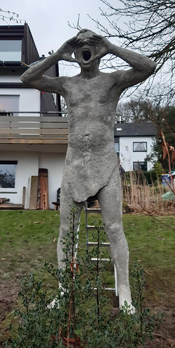 Tarzan Skulptur